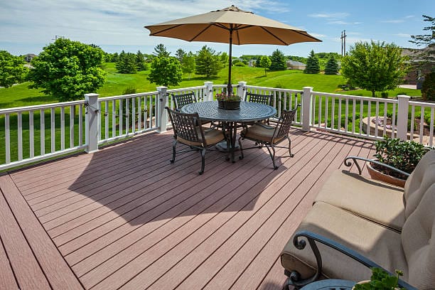deck railing requirements